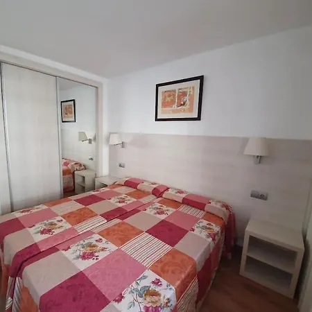 Centro De Salou-2 Minutos De La Playa-wifi-piscina Apartment
